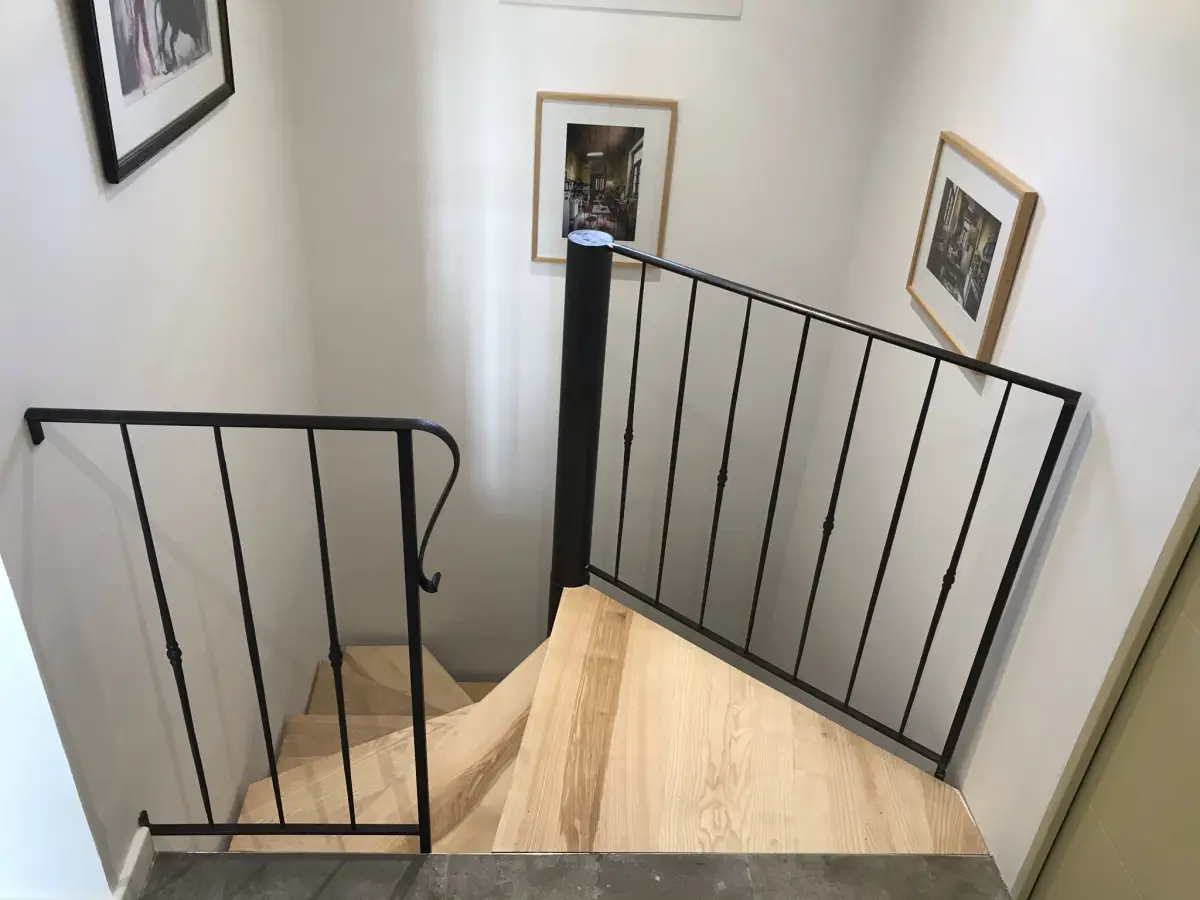 ESCALIERS COLIMACON - Image 3