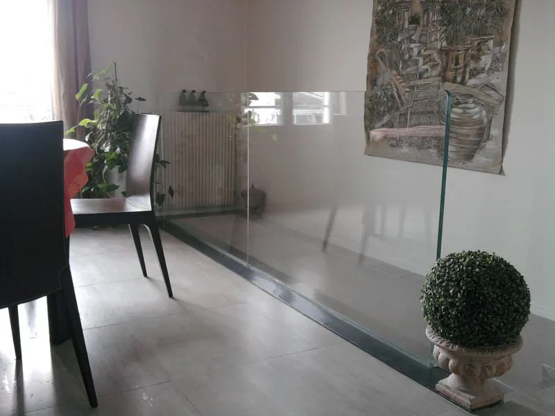 GARDE CORPS EN VERRE