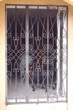 GRILLES DEUX ET TROIS VENTAUX