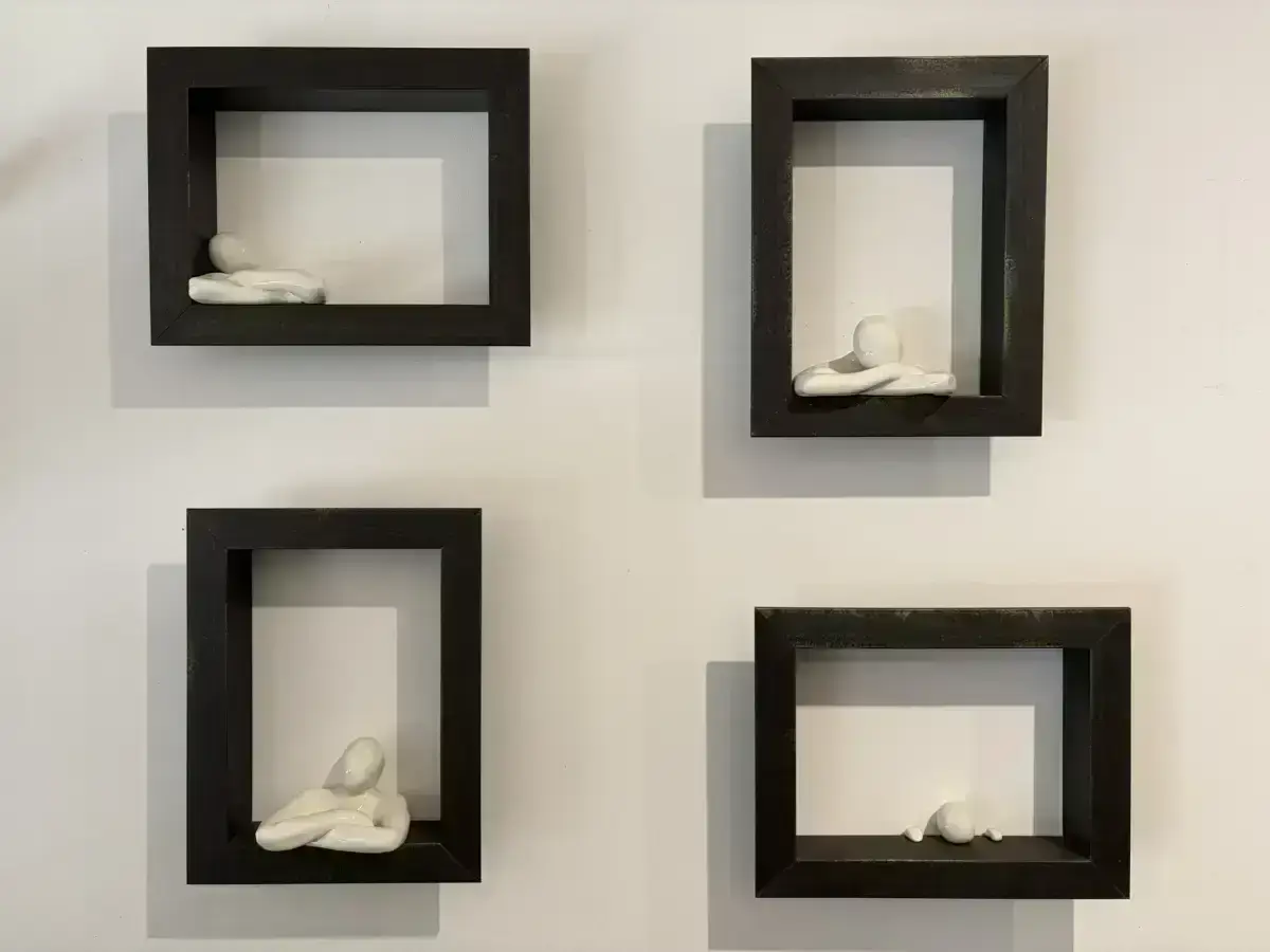 Bonhomme a la fenêtre 