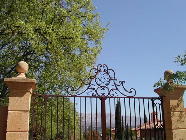 PORTAIL  4 X 4 M. - Image 2