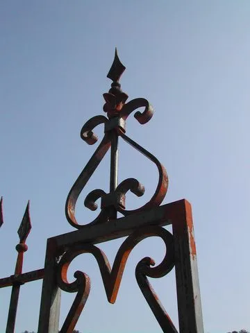 PORTAIL STYLE  XVIIIème A VENTABREN - Image 2