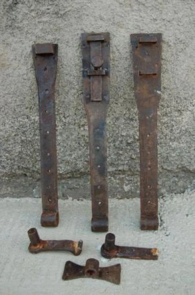 RESTAURATION PENTURES - Image 1